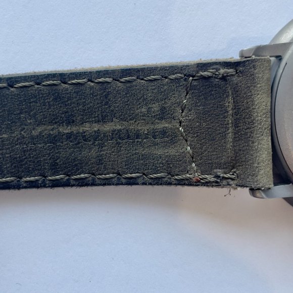 Timberland Titanium 50m Chronograph Watch Strap Made in Italy Japan & Hong Kong - Picture 7 of 7